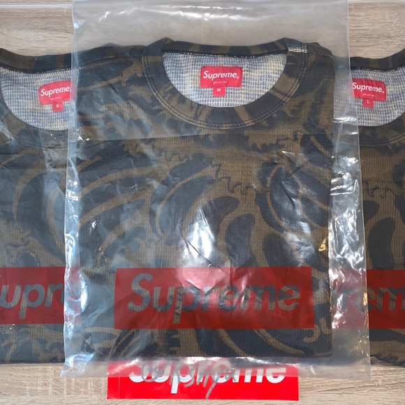 Supreme Waves Long Sleeve Top - Picture 2 of 2